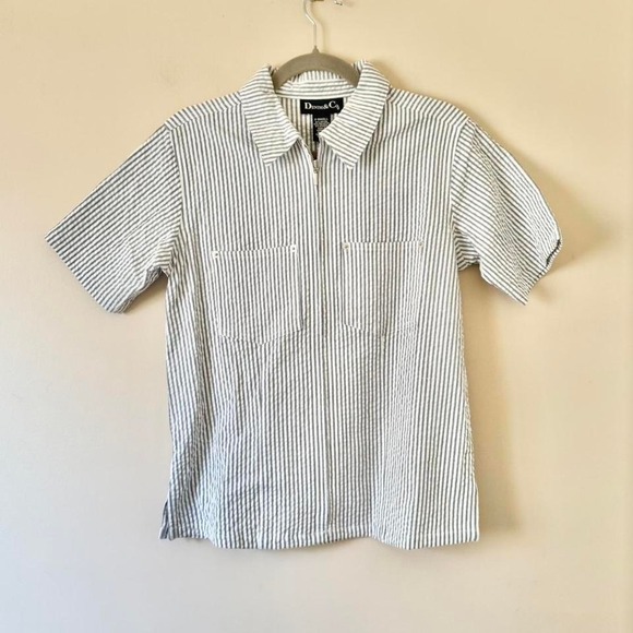Denim & Co. Tops - 90s blue and white seersucker short sleeve